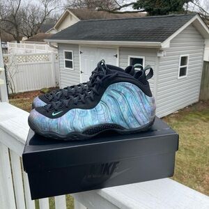Nike Air Foamposite One Abalone Size 10.5 mens